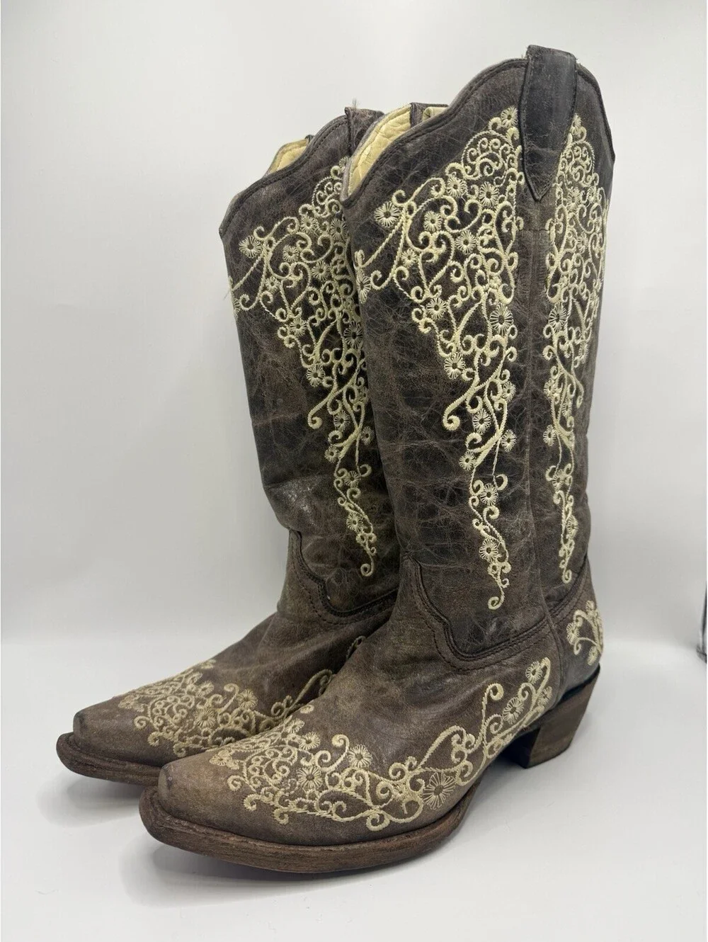 Corral Vintage Women’s Crater W/ Bone Embroidery Western Boots Snip Toe 7.5